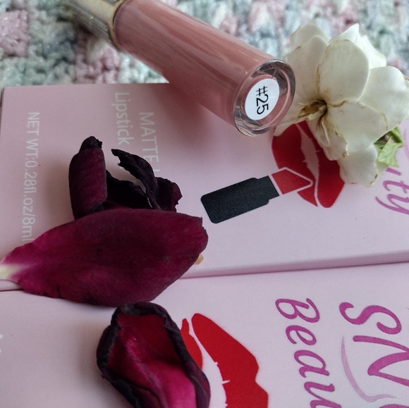 Lip matte set/lipsticks - Picture 7 of 10